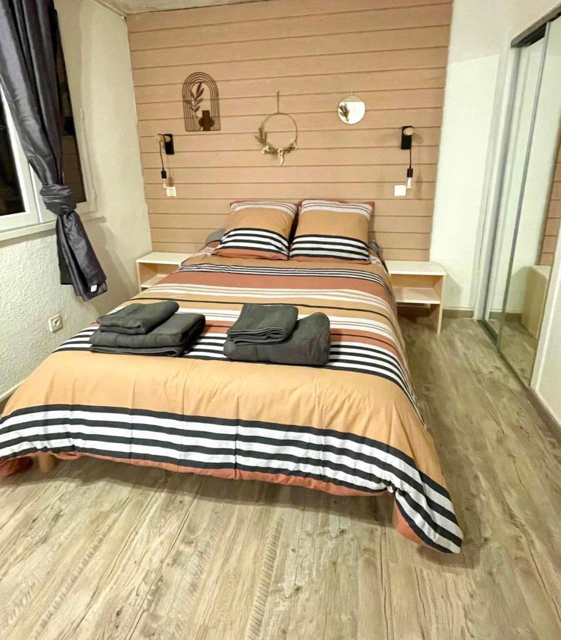 Appartement Avec Piscine En Vallee D'Ossau Bielle 外观 照片